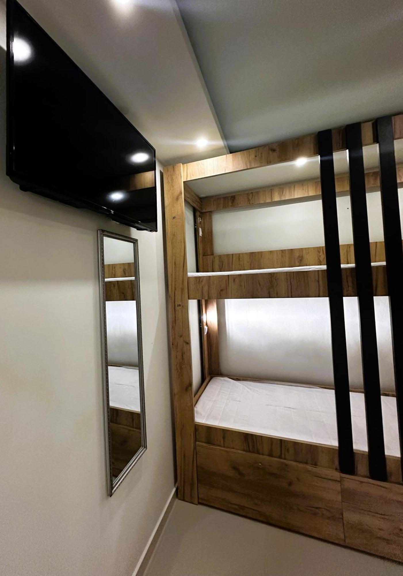 Hostel Parea Hersonissos 외부 사진
